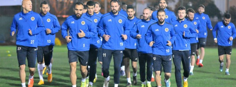 Alanyaspor against Karsıyaka FC İzmir